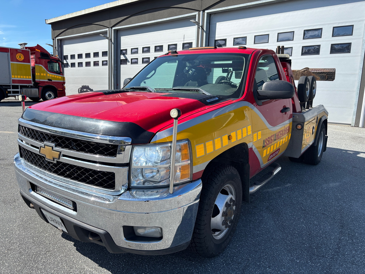 Chevrolet Silverado 3500 HD V8 - Camion: photos 1 Chevrolet Silverado 3500 HD V8 - Camion: photos 1