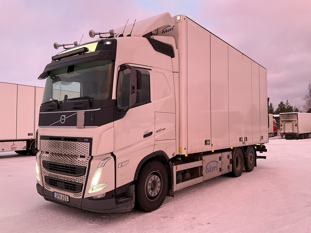 Volvo FH 460 HP 6x2 - Camion: photos 1 Volvo FH 460 HP 6x2 - Camion: photos 1