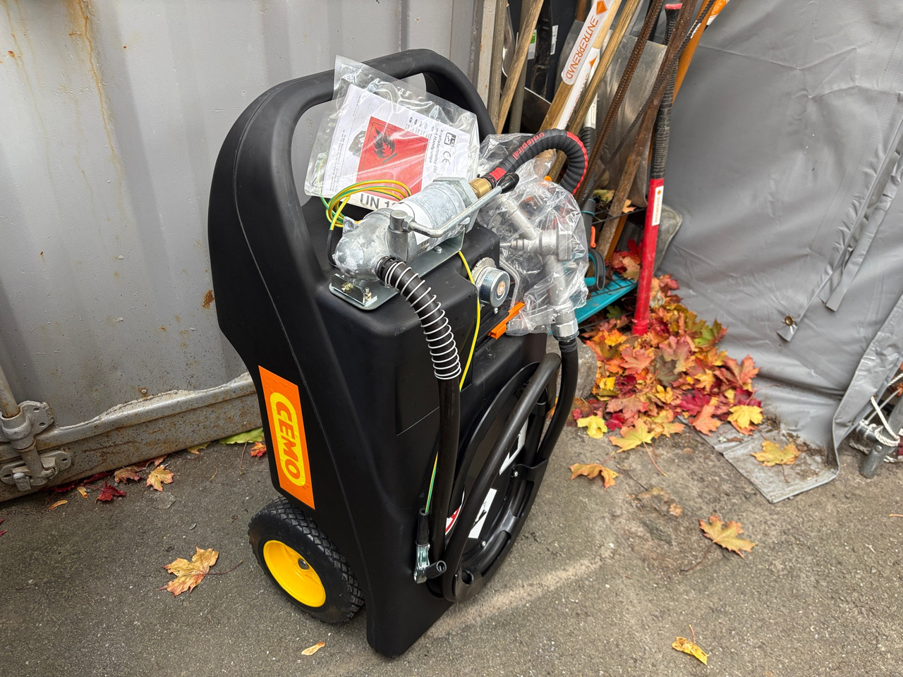 Cemo 60 liter - Matériel de chantier: photos 1 Cemo 60 liter - Matériel de chantier: photos 1