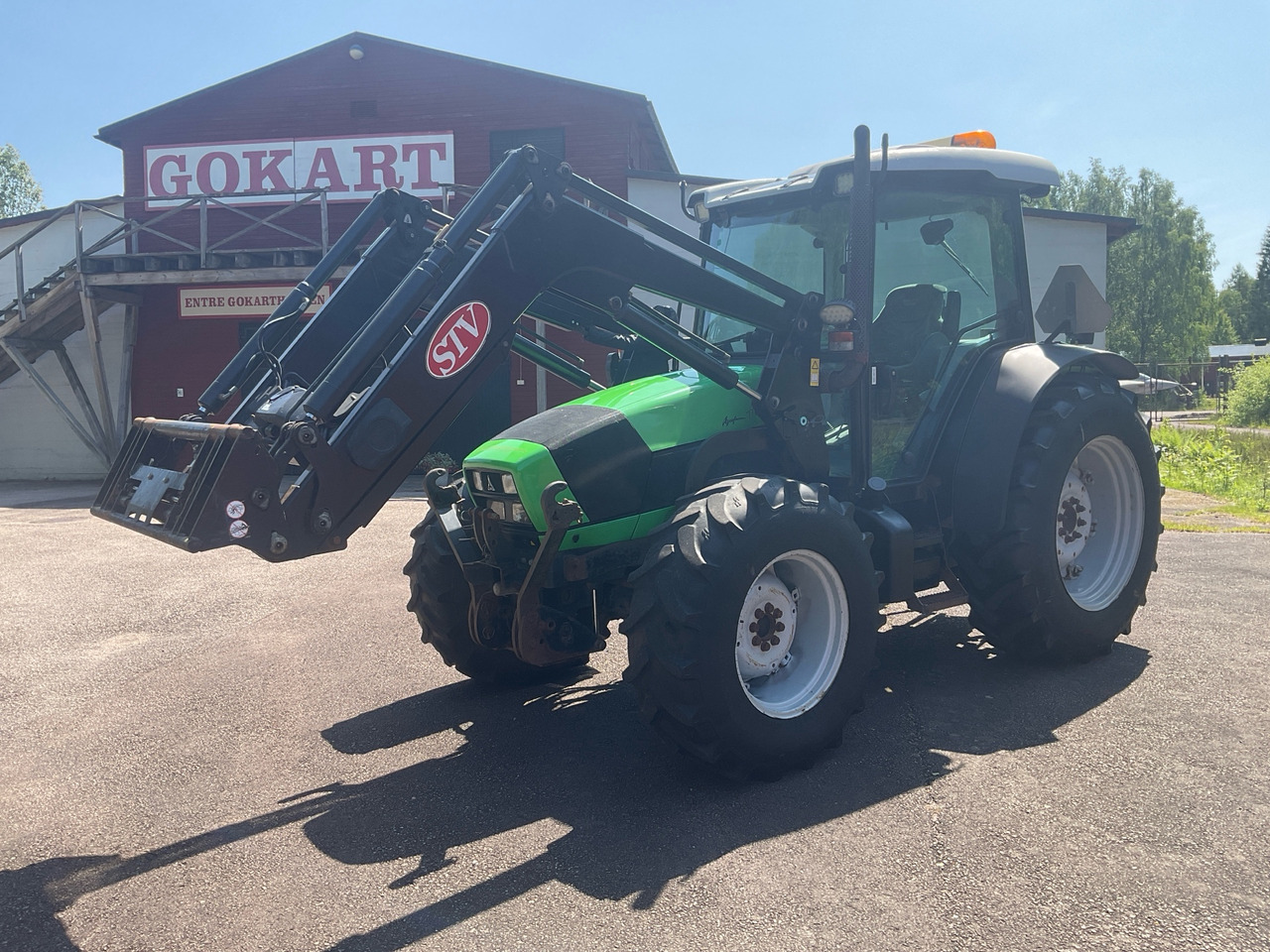Deutz-Fahr Agrofarm 430 TTV - Tracteur agricole: photos 1 Deutz-Fahr Agrofarm 430 TTV - Tracteur agricole: photos 1