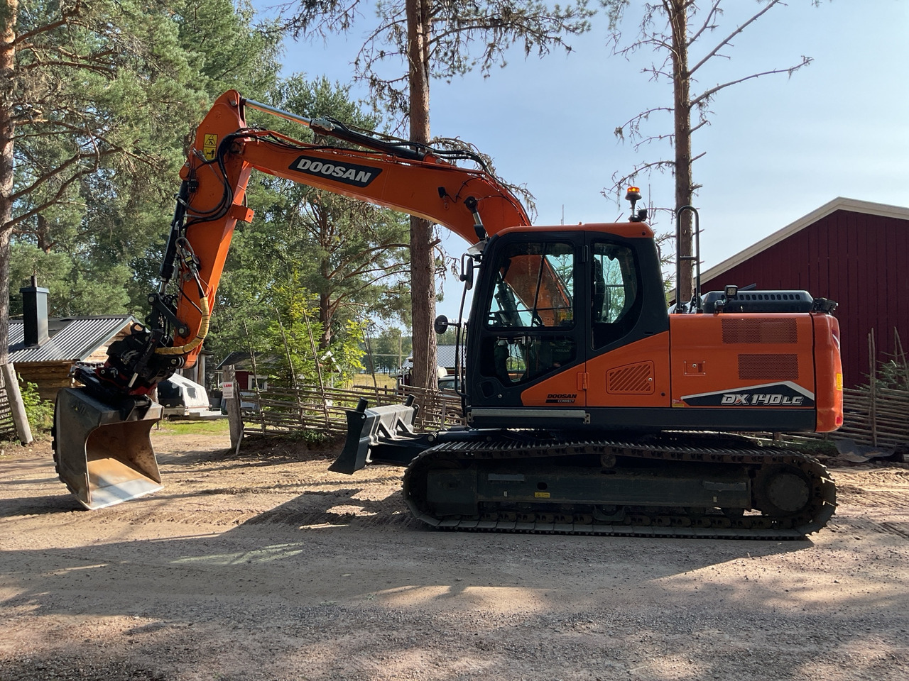 Doosan DX140LC-7 - Pelle: photos 1 Doosan DX140LC-7 - Pelle: photos 1
