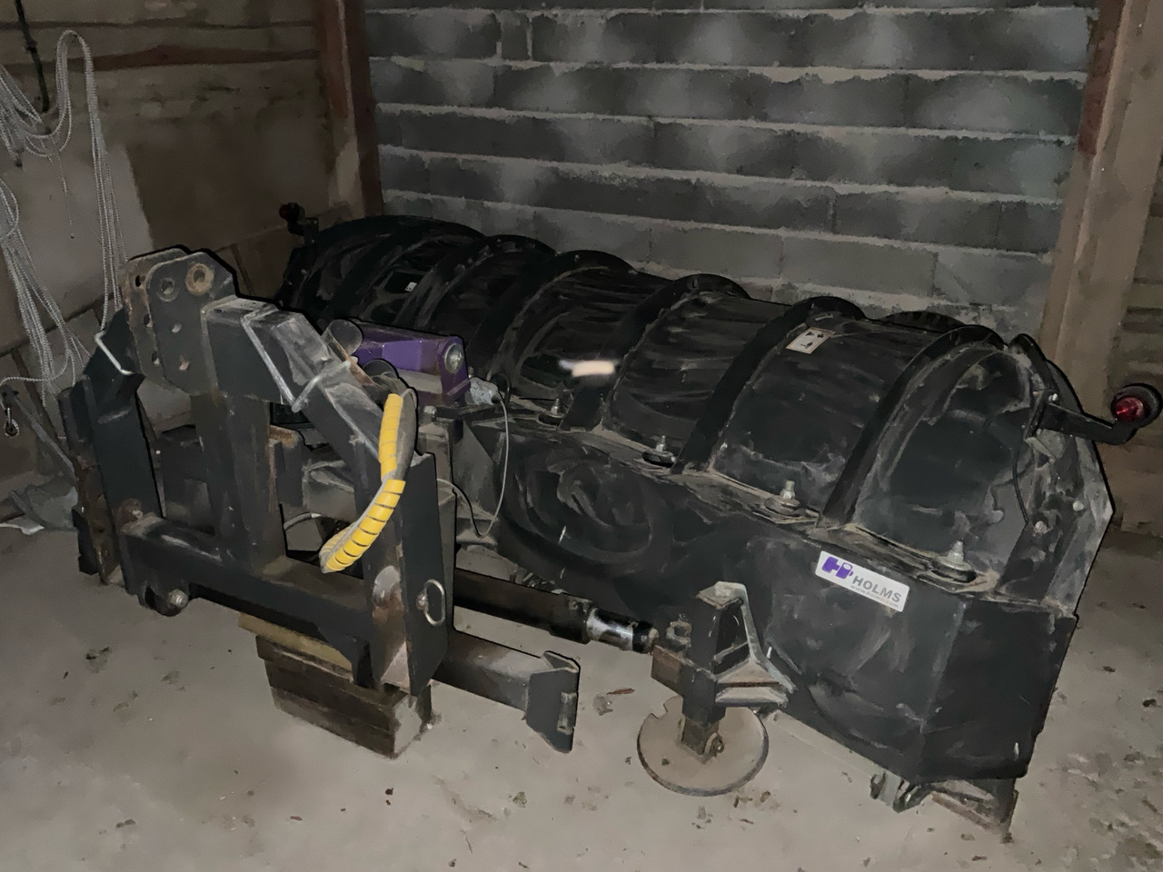 Holms TKHP-3,2 - Lame à neige: photos 1 Holms TKHP-3,2 - Lame à neige: photos 1