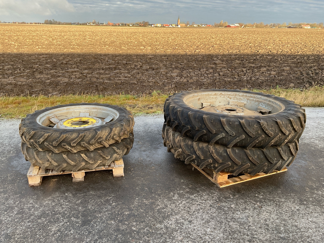 Kleber/Taurus - Pneu pour Machine agricole: photos 1 Kleber/Taurus - Pneu pour Machine agricole: photos 1