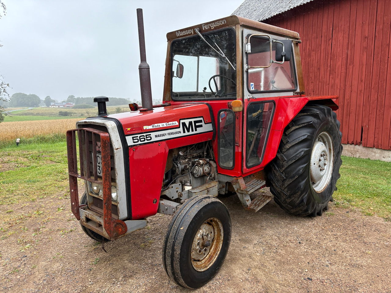 Massey Ferguson 565 - Tracteur agricole: photos 1 Massey Ferguson 565 - Tracteur agricole: photos 1