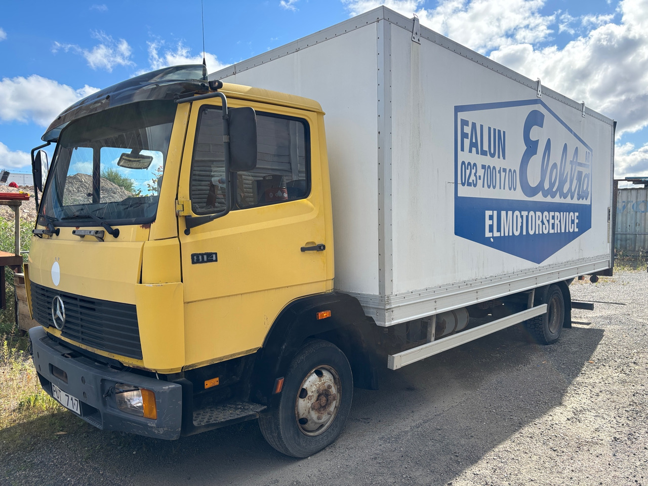 Mercedes-Benz 814/42 - Camion fourgon: photos 1 Mercedes-Benz 814/42 - Camion fourgon: photos 1