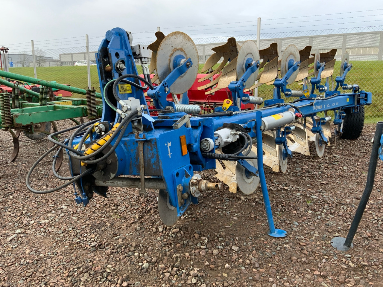 Överum DX 5975 H - Charrue: photos 1 Överum DX 5975 H - Charrue: photos 1