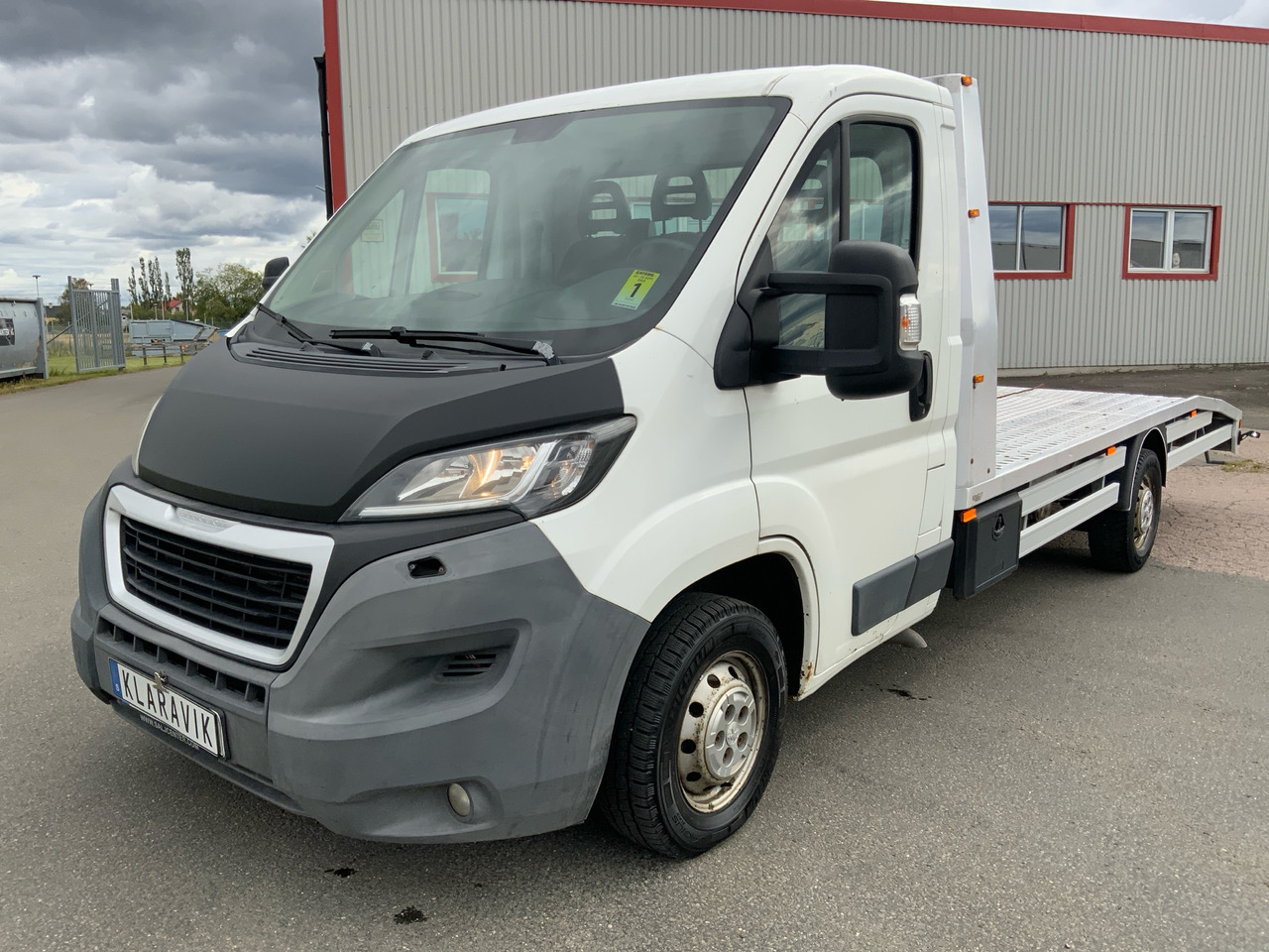 Peugeot Boxer - Camion plateau: photos 1 Peugeot Boxer - Camion plateau: photos 1
