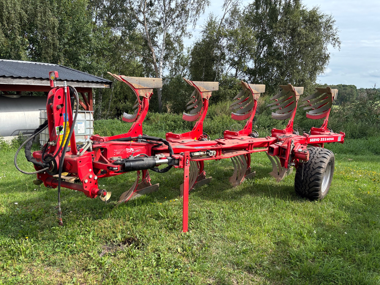 Pöttinger Servo 35S - Charrue: photos 1 Pöttinger Servo 35S - Charrue: photos 1