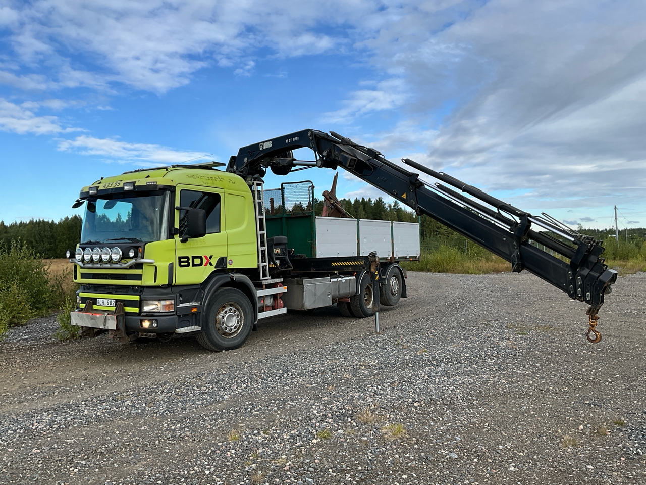 Scania P114GB 6X2 - Camion grue: photos 1 Scania P114GB 6X2 - Camion grue: photos 1