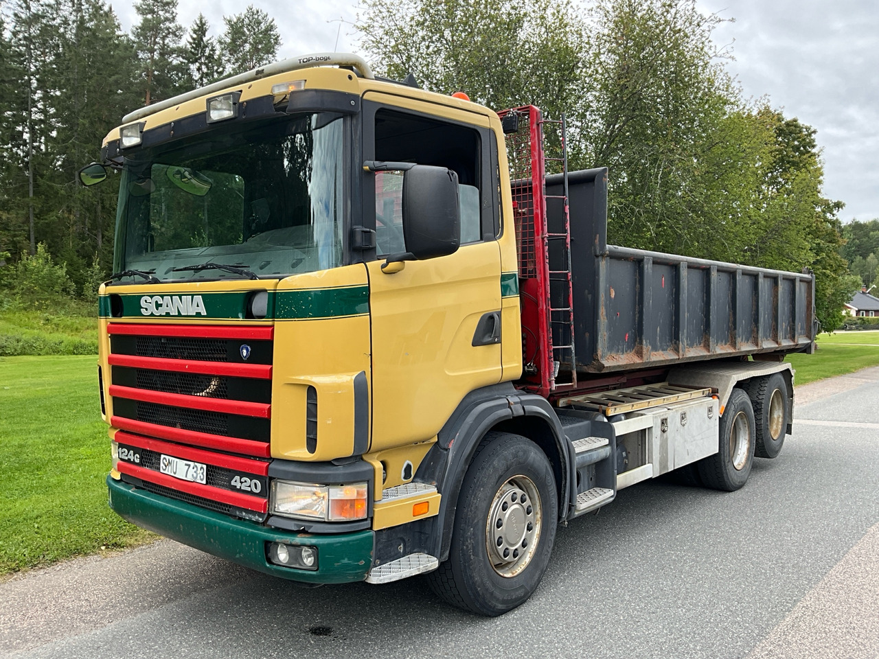 Scania R124 6x2 420 - Camion ampliroll: photos 1 Scania R124 6x2 420 - Camion ampliroll: photos 1
