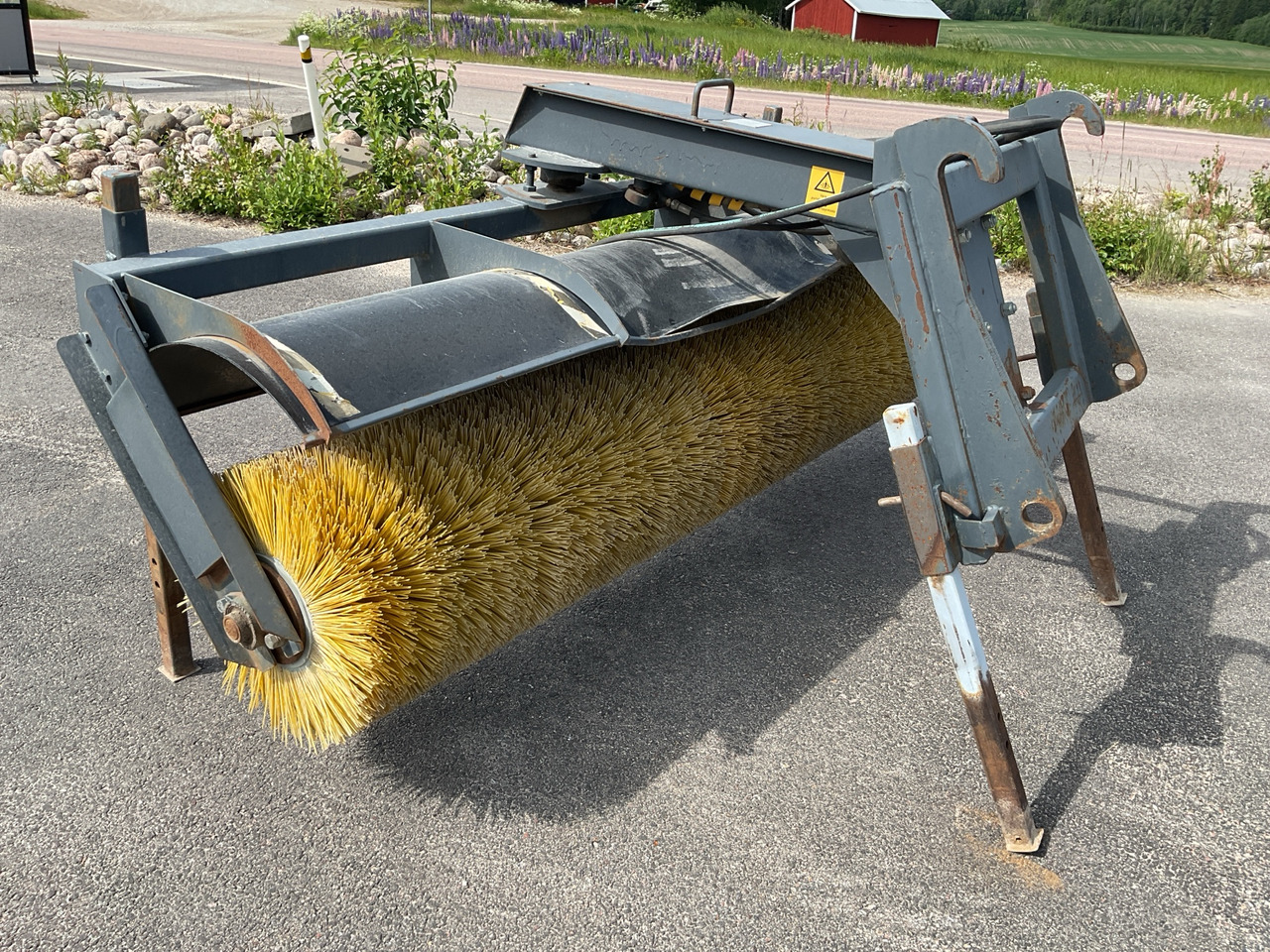 Stark AH 2500 - Brosse: photos 1 Stark AH 2500 - Brosse: photos 1