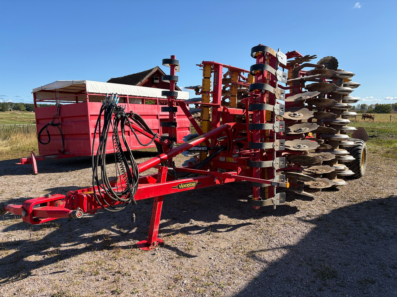 Väderstad Carrier XL 425 - Cover crop: photos 1 Väderstad Carrier XL 425 - Cover crop: photos 1