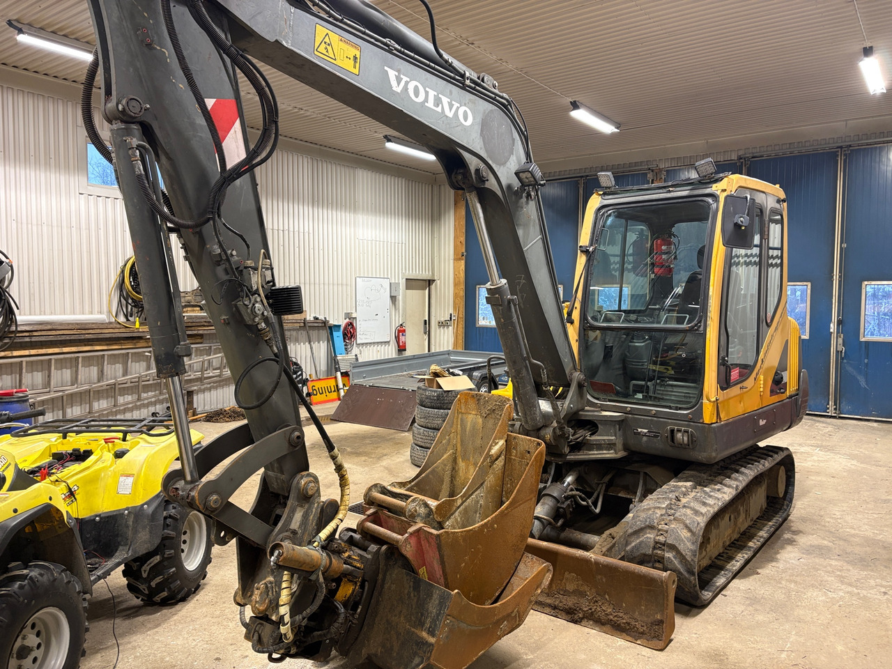 Volvo EV55B - Pelle: photos 1 Volvo EV55B - Pelle: photos 1