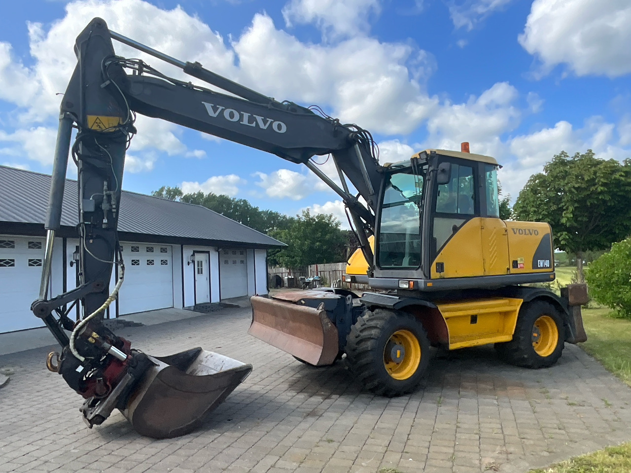 Volvo EW140 - Pelle: photos 1 Volvo EW140 - Pelle: photos 1