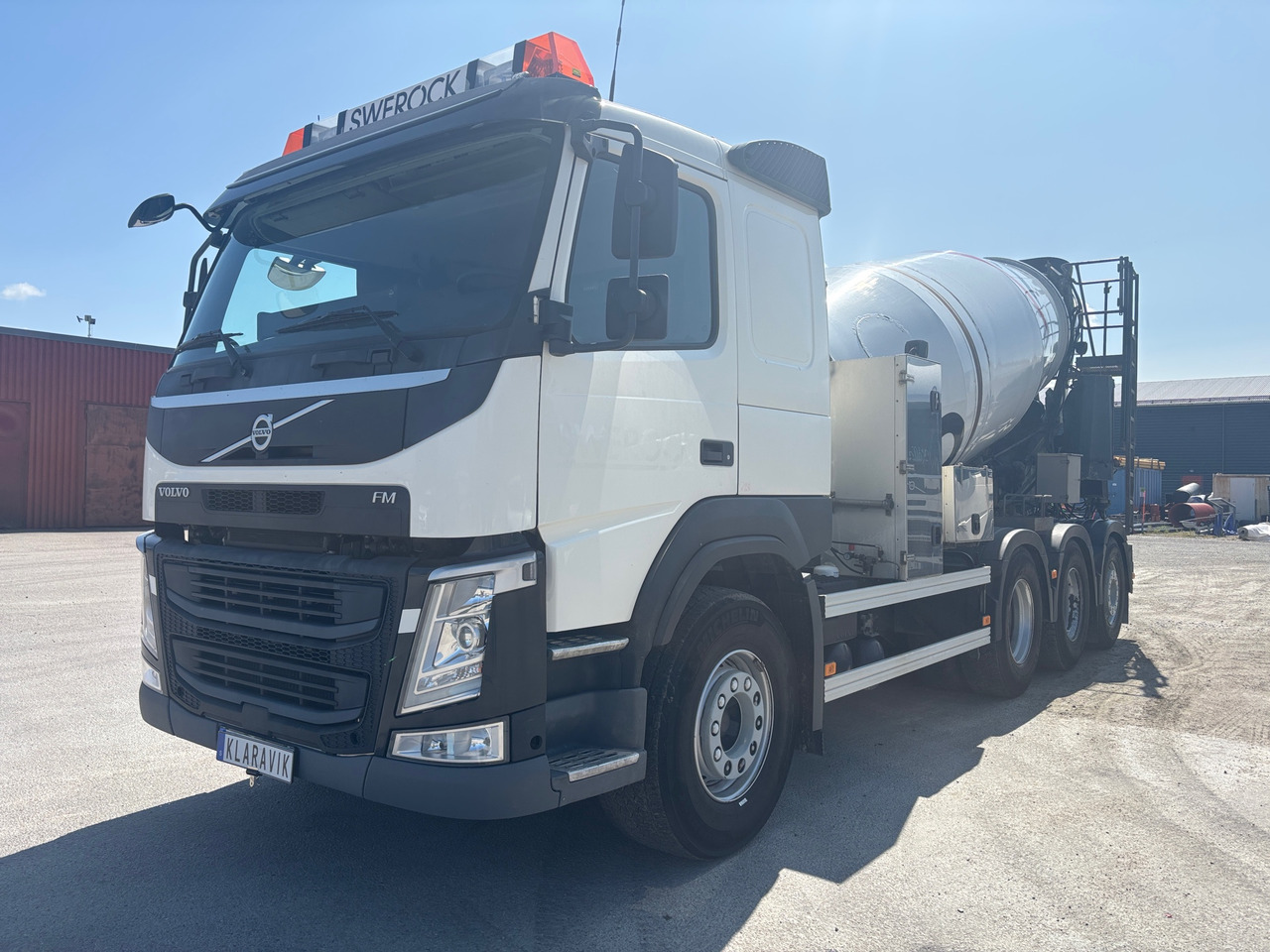 Volvo FM 12.8 - Camion malaxeur: photos 1 Volvo FM 12.8 - Camion malaxeur: photos 1