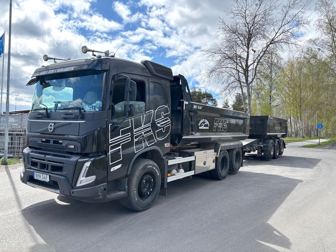 Volvo FM 64R - Camion benne: photos 1 Volvo FM 64R - Camion benne: photos 1