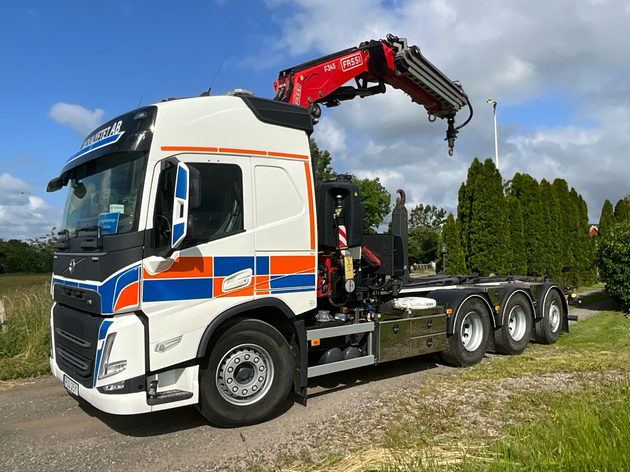 Volvo FM13 - Camion ampliroll: photos 1 Volvo FM13 - Camion ampliroll: photos 1