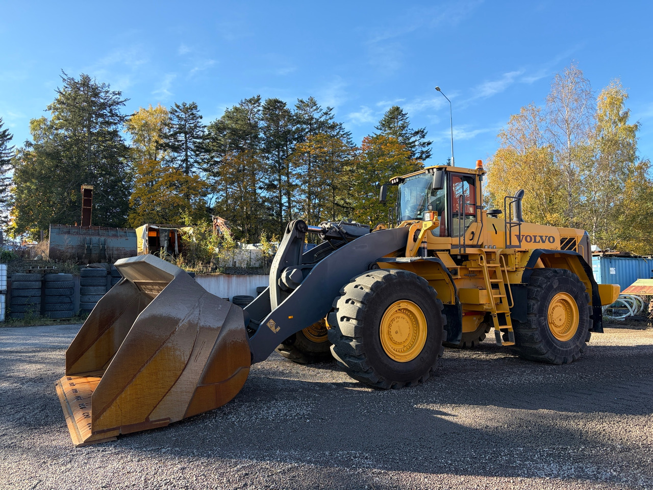 Volvo L350 F - Chargeuse sur pneus: photos 1 Volvo L350 F - Chargeuse sur pneus: photos 1