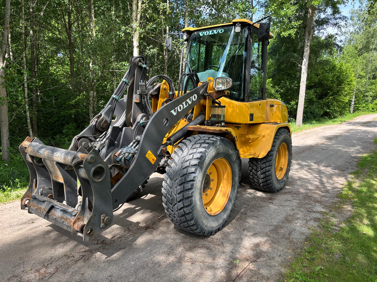Volvo L35G - Chargeuse sur pneus: photos 1 Volvo L35G - Chargeuse sur pneus: photos 1