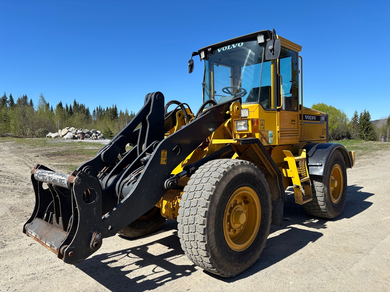 Volvo L70C - Chargeuse sur pneus: photos 1 Volvo L70C - Chargeuse sur pneus: photos 1