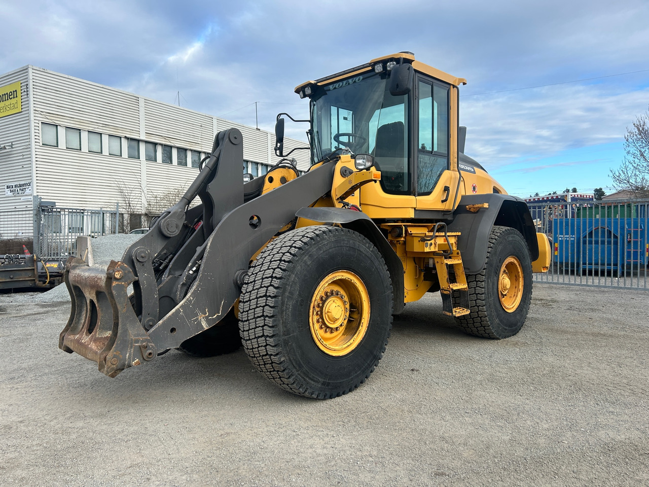 Volvo L90H - Chargeuse sur pneus: photos 1 Volvo L90H - Chargeuse sur pneus: photos 1