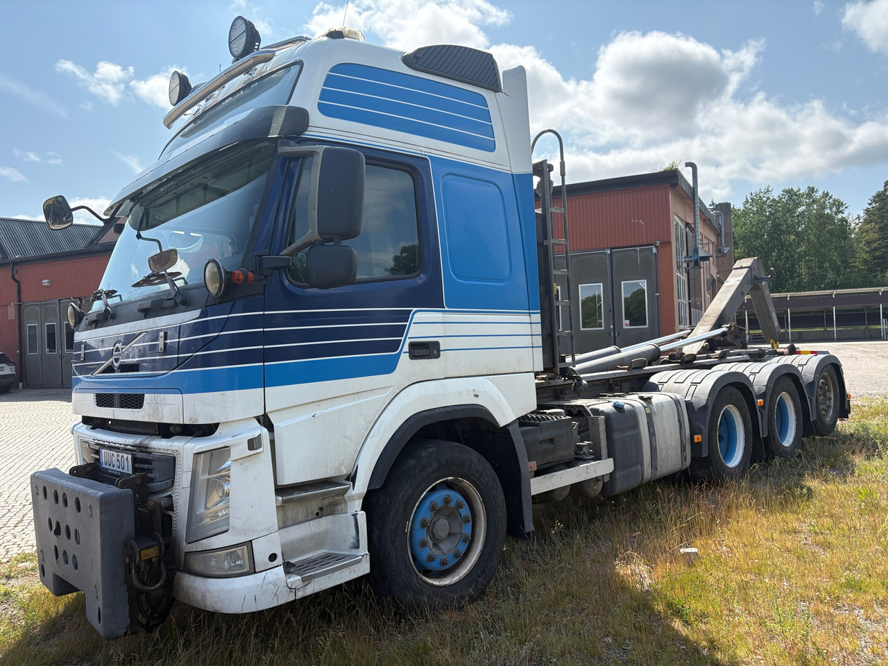 Volvo - Camion ampliroll: photos 1 Volvo - Camion ampliroll: photos 1