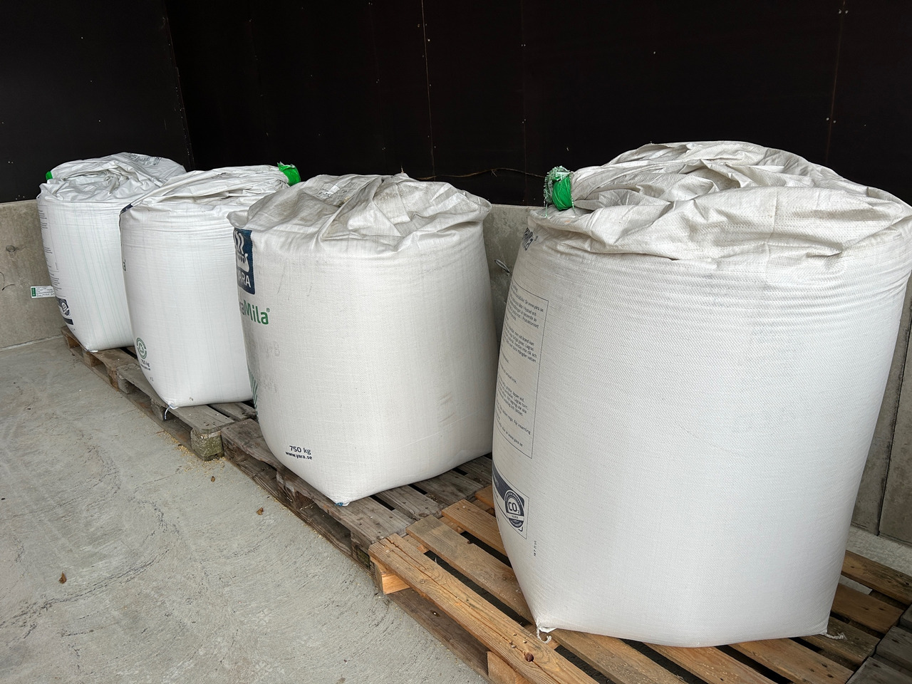 Yara Raps 17-5-10/S+MG+B - Epandeurs: photos 1 Yara Raps 17-5-10/S+MG+B - Epandeurs: photos 1