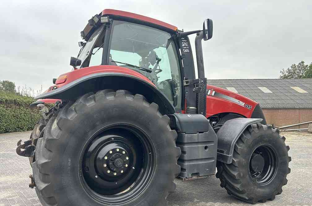 Case-IH Magnum 315 powershift - Tracteur agricole: photos 4 Case-IH Magnum 315 powershift - Tracteur agricole: photos 4