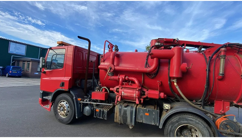 DAF 75.240 AE75RC - Camion hydrocureur: photos 3 DAF 75.240 AE75RC - Camion hydrocureur: photos 3