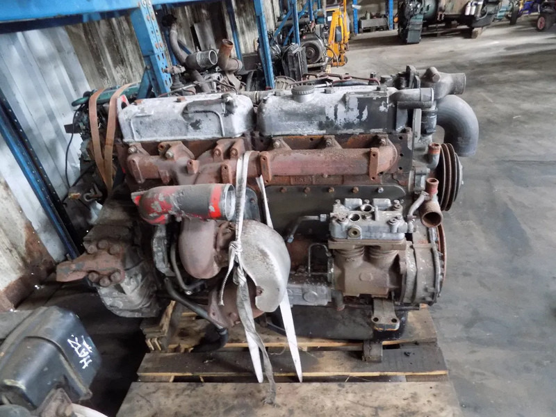 DAF 825 motor van daf typ 85 euro 2 - Moteur pour Camion: photos 4 DAF 825 motor van daf typ 85 euro 2 - Moteur pour Camion: photos 4