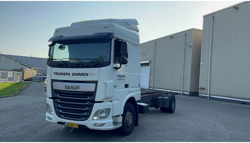 DAF XF 440 Daf XF106 Chassis cabine clean euro6 - Châssis cabine: photos 3 DAF XF 440 Daf XF106 Chassis cabine clean euro6 - Châssis cabine: photos 3