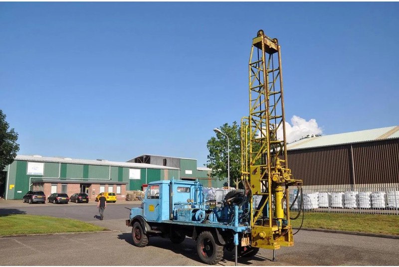 Hanomag AL 28 Z met Celler machinen fabrik DB114 - 30 - Foreuse: photos 5 Hanomag AL 28 Z met Celler machinen fabrik DB114 - 30 - Foreuse: photos 5
