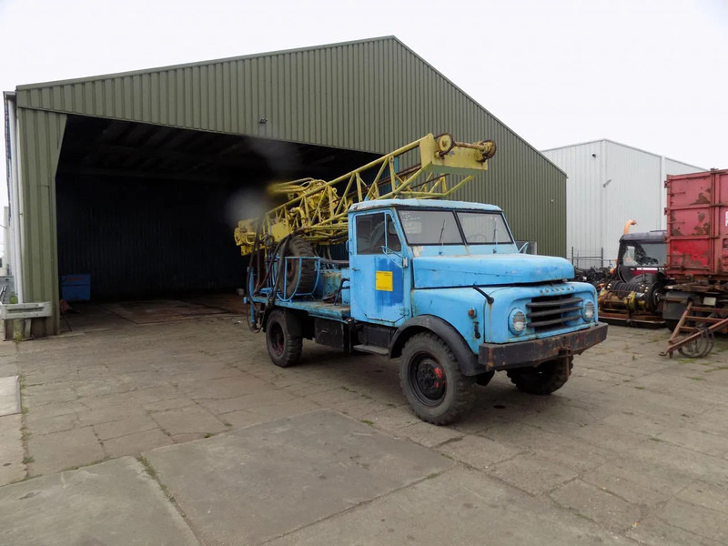 Hanomag AL 28 Z met Celler machinen fabrik DB114 - 30 - Foreuse: photos 4 Hanomag AL 28 Z met Celler machinen fabrik DB114 - 30 - Foreuse: photos 4