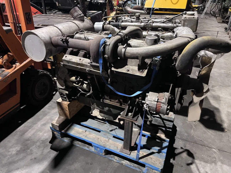 Kobelco Mitsubishi 6D16-TE1 from kobelco crane Fuso motor 142 kW 180PK - Moteur pour Camion: photos 2 Kobelco Mitsubishi 6D16-TE1 from kobelco crane Fuso motor 142 kW 180PK - Moteur pour Camion: photos 2