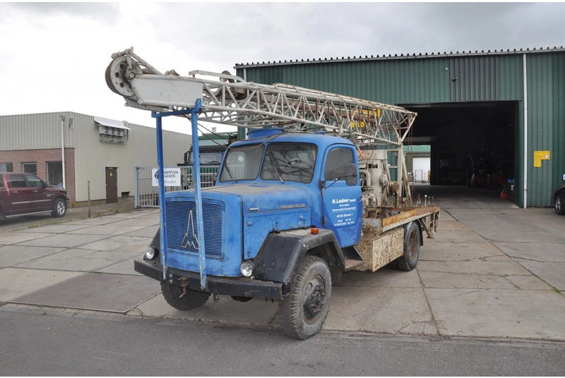 Magirus Deutz A4500 - DA72 - Foreuse: photos 1 Magirus Deutz A4500 - DA72 - Foreuse: photos 1