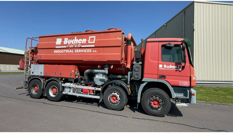 Mercedes-Benz Actros 4141 Mercedes 4141 8x4 full steel INOX tank - Camion hydrocureur: photos 5 Mercedes-Benz Actros 4141 Mercedes 4141 8x4 full steel INOX tank - Camion hydrocureur: photos 5