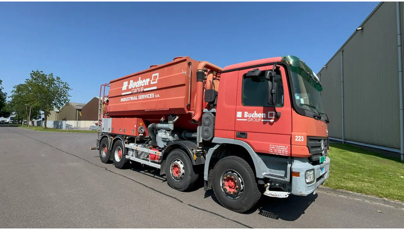 Mercedes-Benz Actros 4141 Mercedes 4141 8x4 full steel INOX tank - Camion hydrocureur: photos 1 Mercedes-Benz Actros 4141 Mercedes 4141 8x4 full steel INOX tank - Camion hydrocureur: photos 1