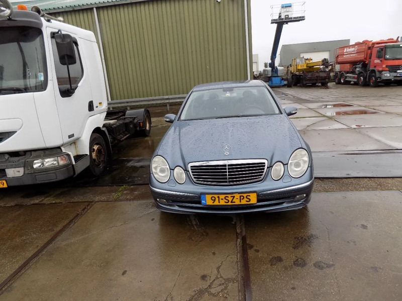 Mercedes-Benz E.320.CDI - Voiture: photos 3 Mercedes-Benz E.320.CDI - Voiture: photos 3