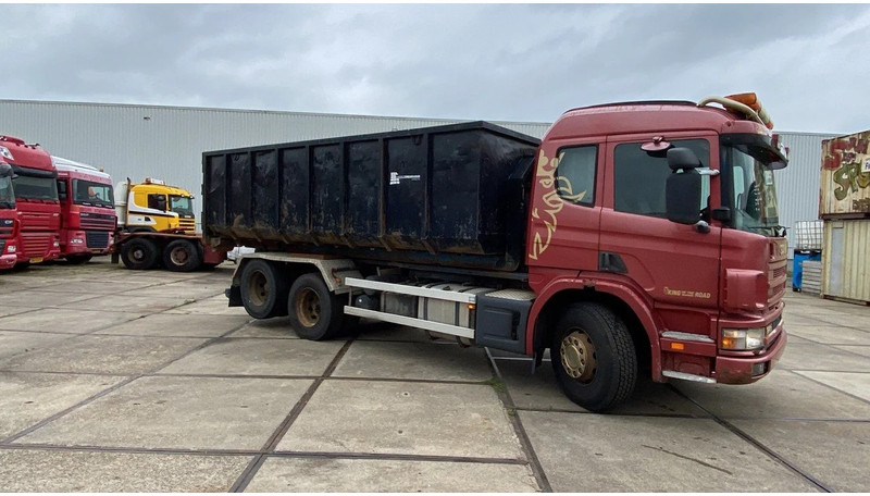 Scania P P124 GB6X2NA - Camion ampliroll: photos 4 Scania P P124 GB6X2NA - Camion ampliroll: photos 4