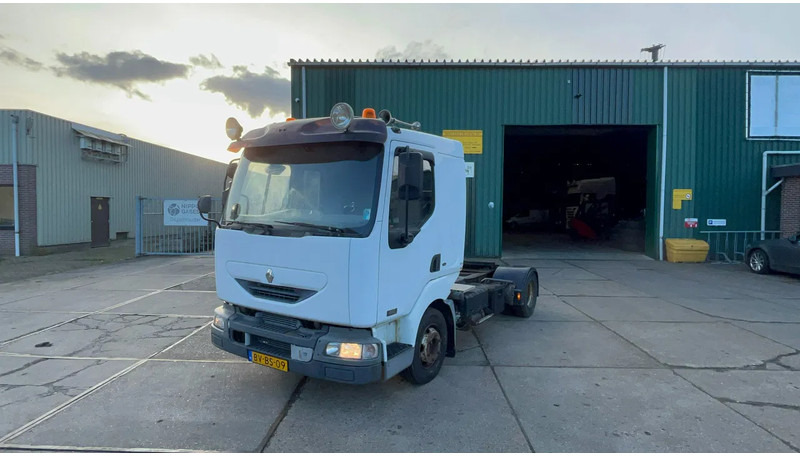 Renault Midlum Renault Midlum - Tracteur routier: photos 4 Renault Midlum Renault Midlum - Tracteur routier: photos 4