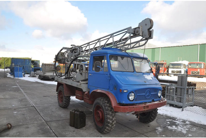 Unimog Mercedes S 404 boormachine Bomag - Foreuse: photos 3 Unimog Mercedes S 404 boormachine Bomag - Foreuse: photos 3