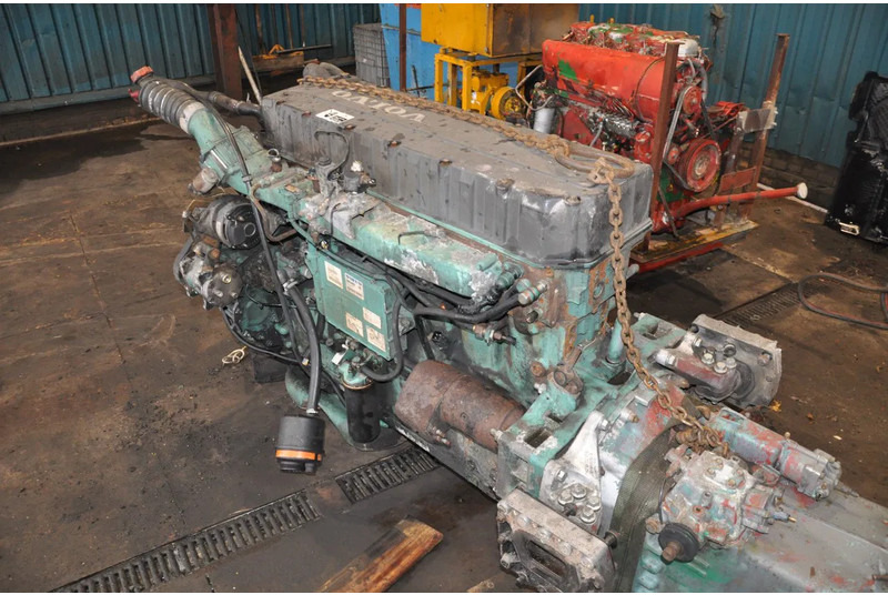 Volvo D12A 380 D12A 380 pk - Moteur: photos 4 Volvo D12A 380 D12A 380 pk - Moteur: photos 4