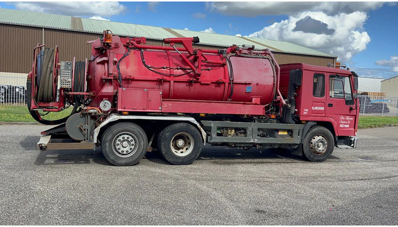 Volvo FL 7 FL7 Vacuum toilet tanker 8000 liter - Camion hydrocureur: photos 2 Volvo FL 7 FL7 Vacuum toilet tanker 8000 liter - Camion hydrocureur: photos 2