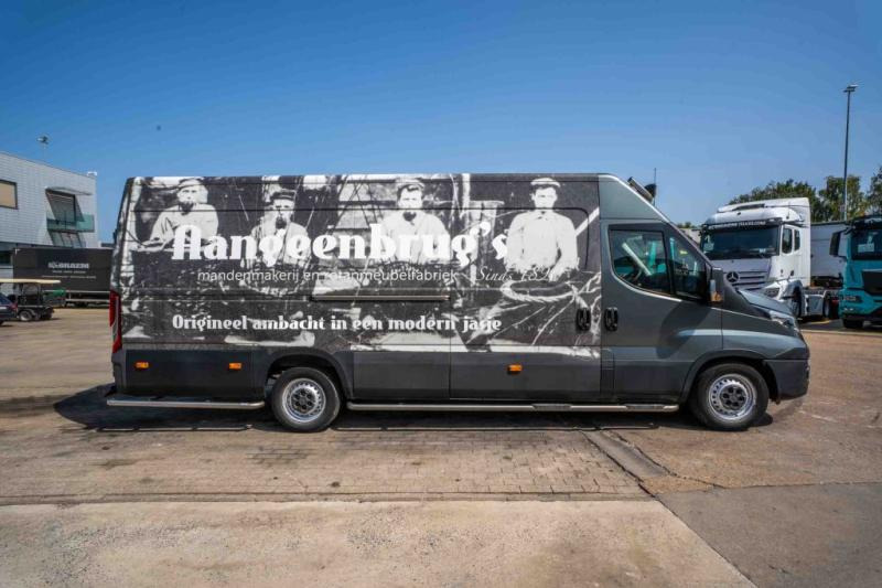 Iveco DAILY 35S16 - Fourgon utilitaire: photos 3 Iveco DAILY 35S16 - Fourgon utilitaire: photos 3