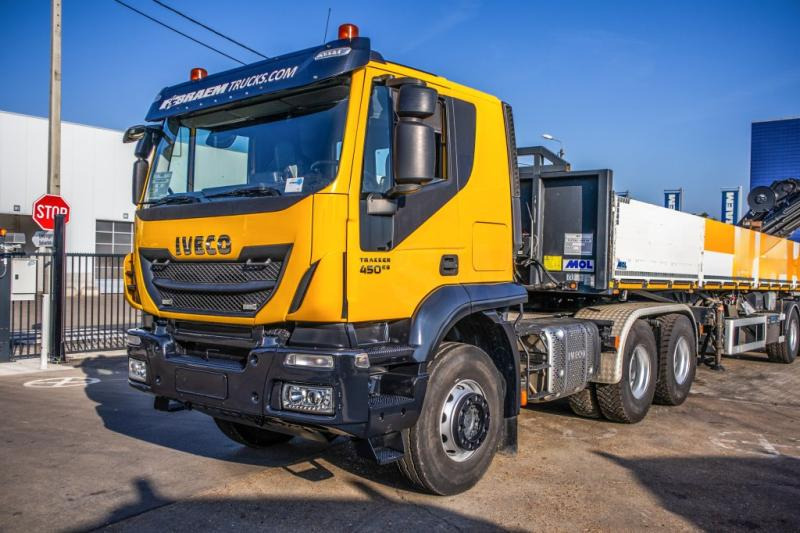 Iveco TRAKKER 450-6X4-BIG AXLES - Camion plateau, Camion grue: photos 5 Iveco TRAKKER 450-6X4-BIG AXLES - Camion plateau, Camion grue: photos 5