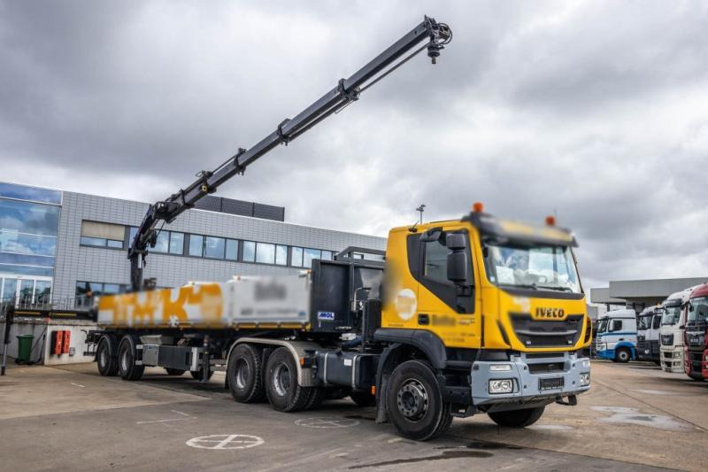 Iveco TRAKKER 450-6X4-BIG AXLES - Camion plateau, Camion grue: photos 2 Iveco TRAKKER 450-6X4-BIG AXLES - Camion plateau, Camion grue: photos 2