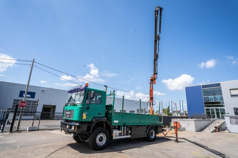 MAN FE 310A-4X4+ATLAS 105.1 A3 - Camion plateau, Camion grue: photos 1 MAN FE 310A-4X4+ATLAS 105.1 A3 - Camion plateau, Camion grue: photos 1
