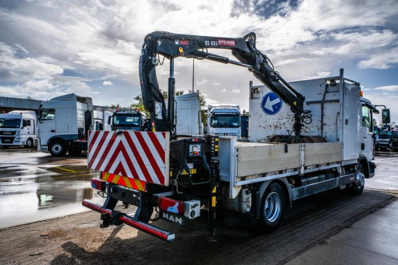Camion plateau, Camion grue MAN TGL 12.190 BL + HIAB 055 D-1 HIDUO: photos 10 Camion plateau, Camion grue MAN TGL 12.190 BL + HIAB 055 D-1 HIDUO: photos 10