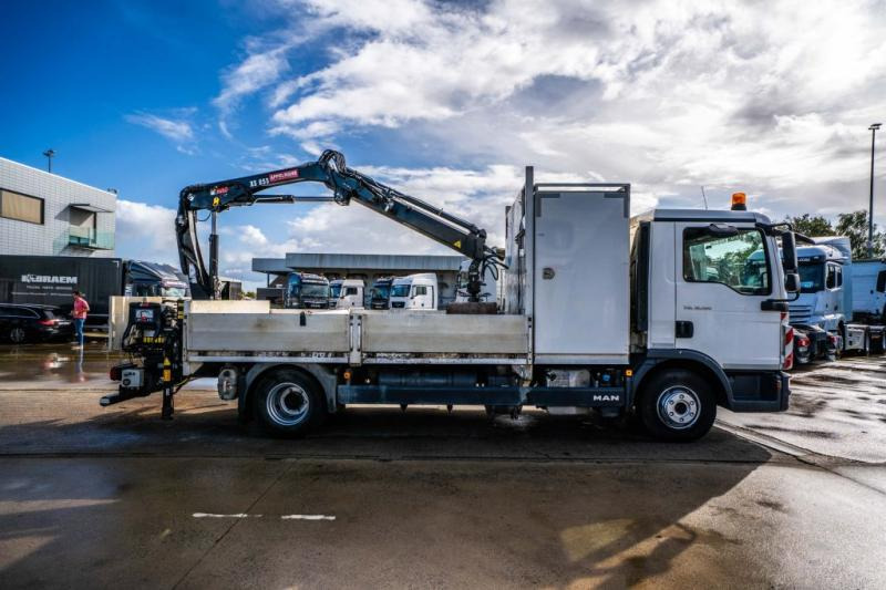 Camion plateau, Camion grue MAN TGL 12.190 BL + HIAB 055 D-1 HIDUO: photos 9 Camion plateau, Camion grue MAN TGL 12.190 BL + HIAB 055 D-1 HIDUO: photos 9