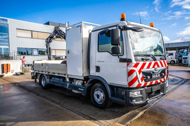Camion plateau, Camion grue MAN TGL 12.190 BL + HIAB 055 D-1 HIDUO: photos 8 Camion plateau, Camion grue MAN TGL 12.190 BL + HIAB 055 D-1 HIDUO: photos 8